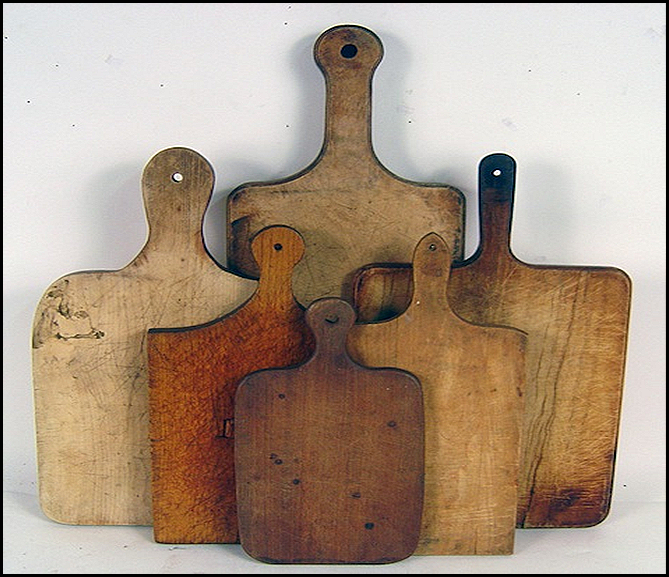 Good Life of Design Using Wooden Cutting Boards For Fall Decor